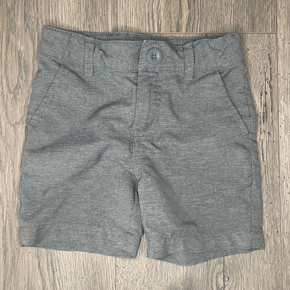 Cat & Jack 18 months gray shorts